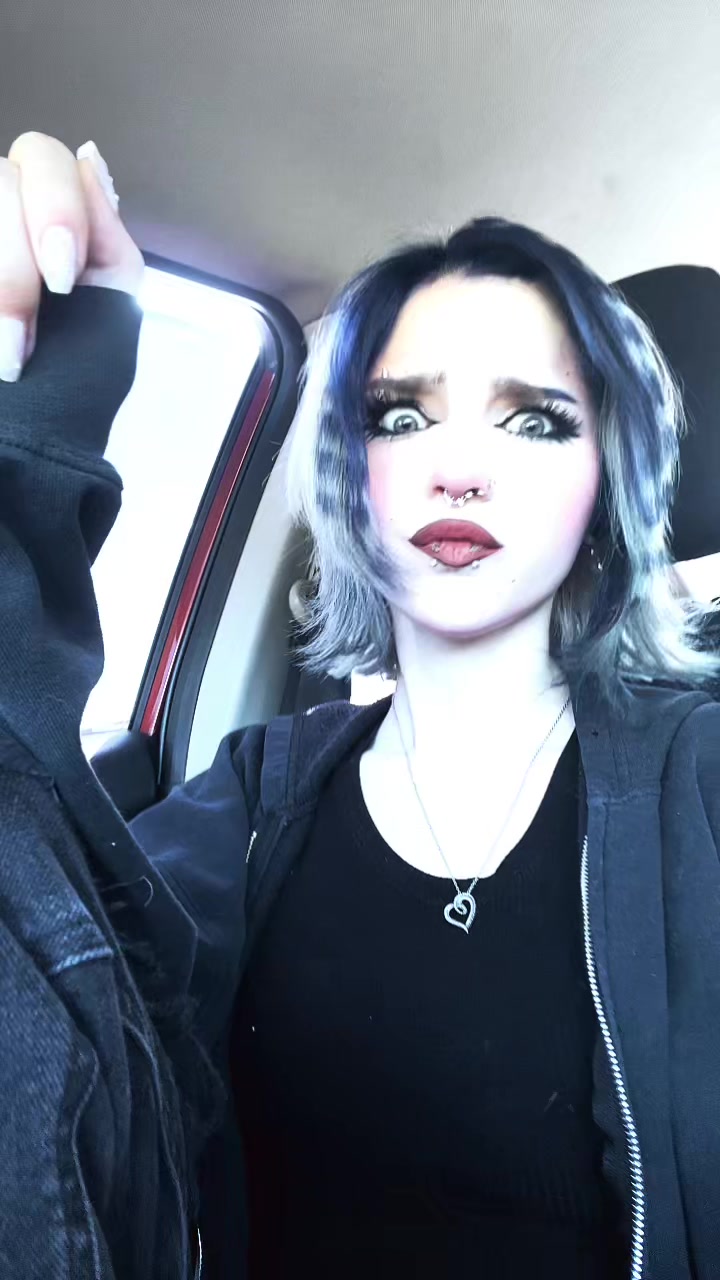 @k <3