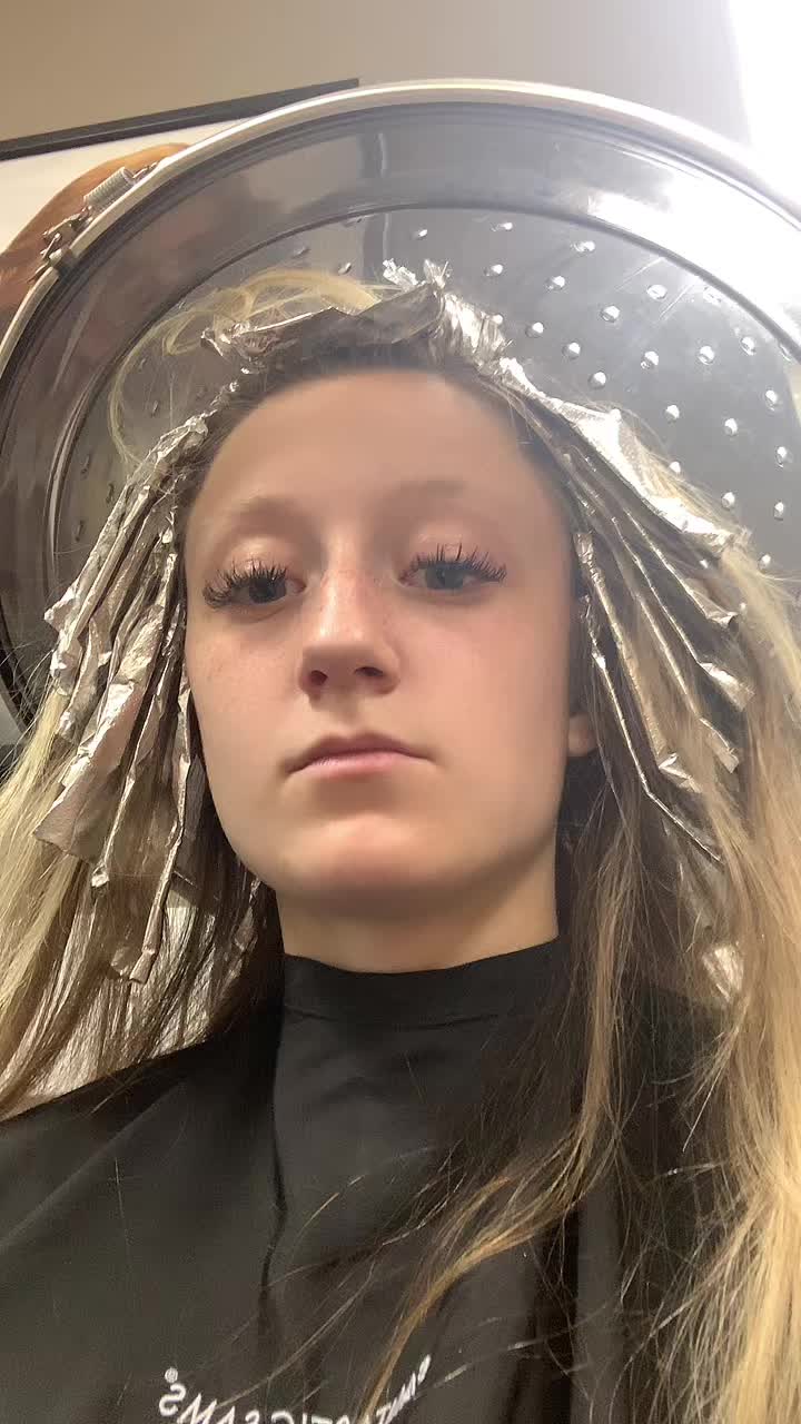 @bbyblondeeva