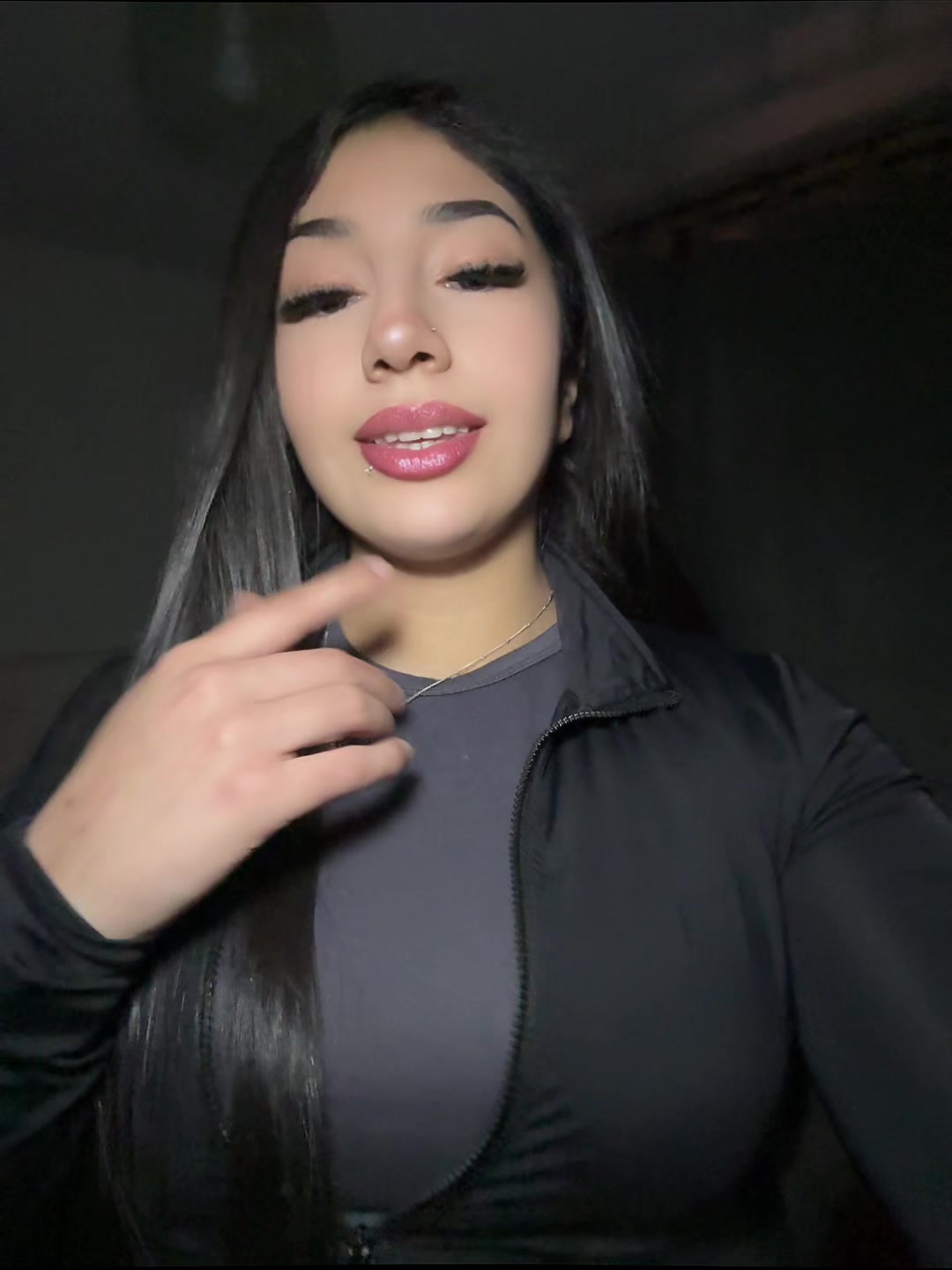 @Antooo_a.v