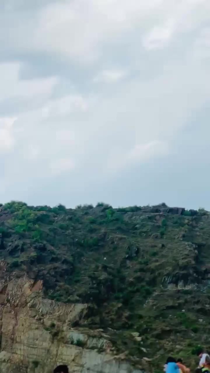 @Khanii🍁
