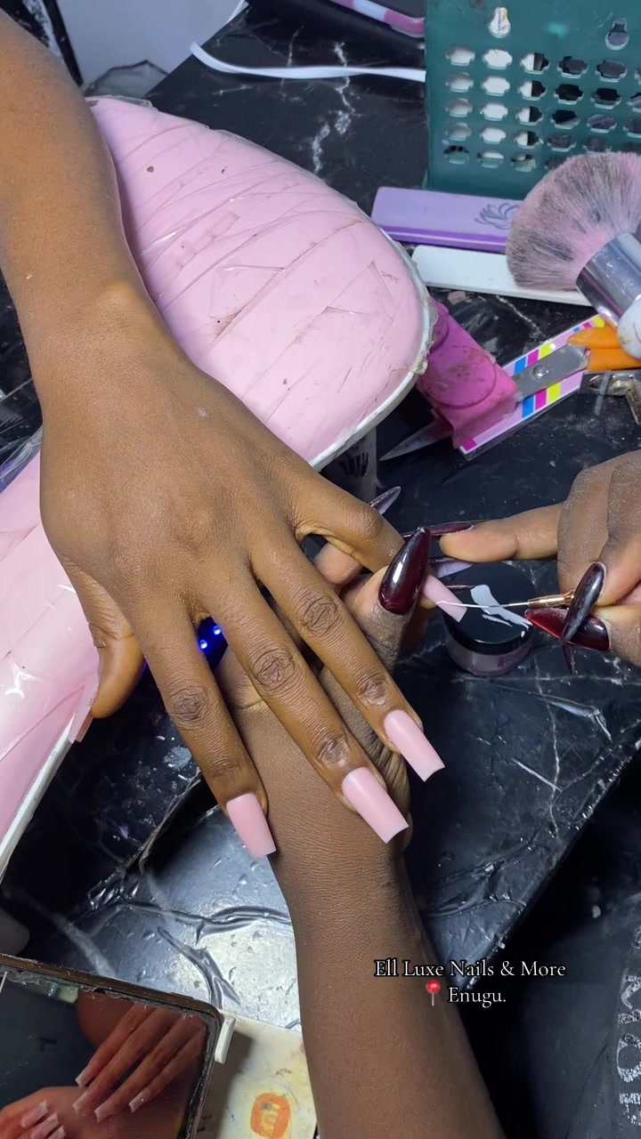 @NAILS /LASH TECH IN ENUGU