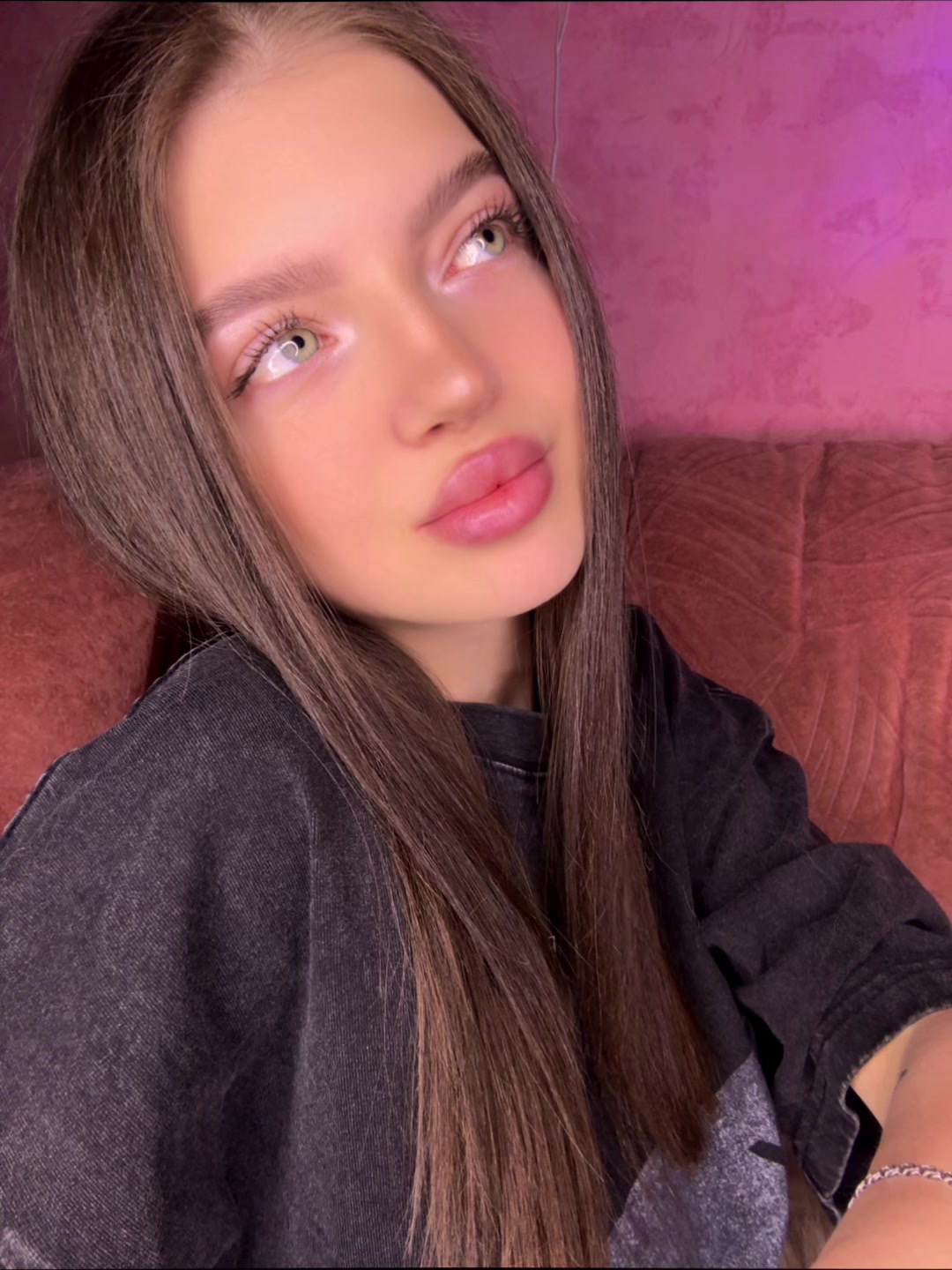 @🖤VIKI🖤