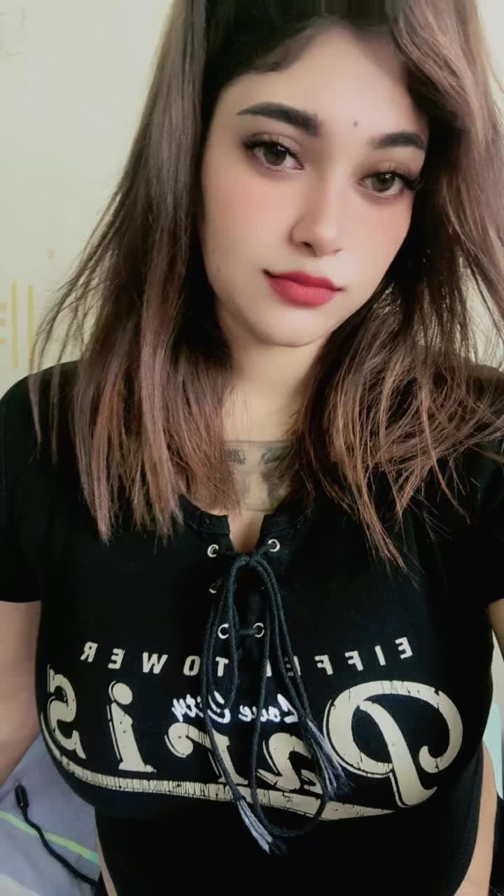 @𝓝𝓲𝓼𝓱𝓪 𓆩♡𓆪