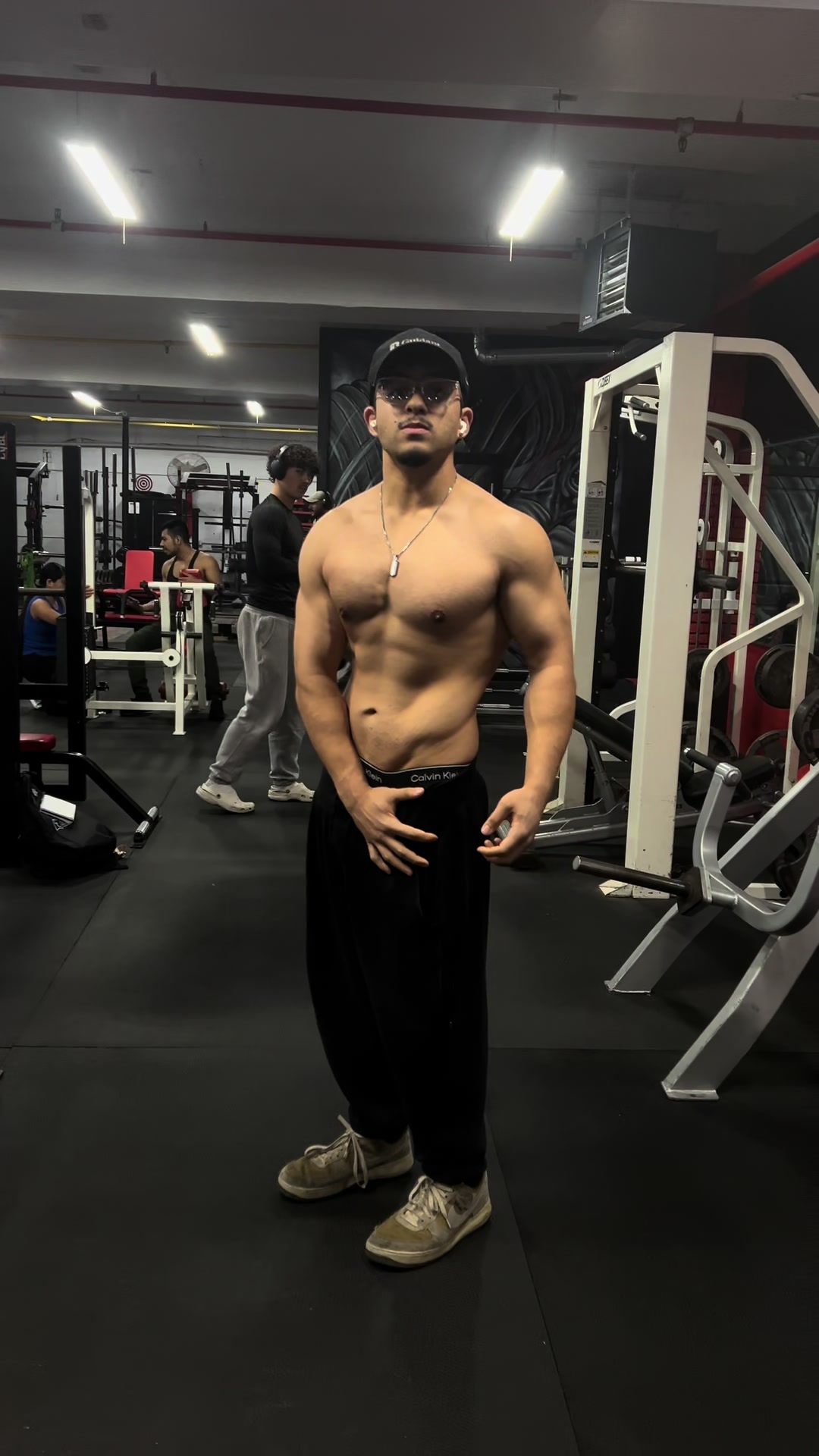@Swolebruhz