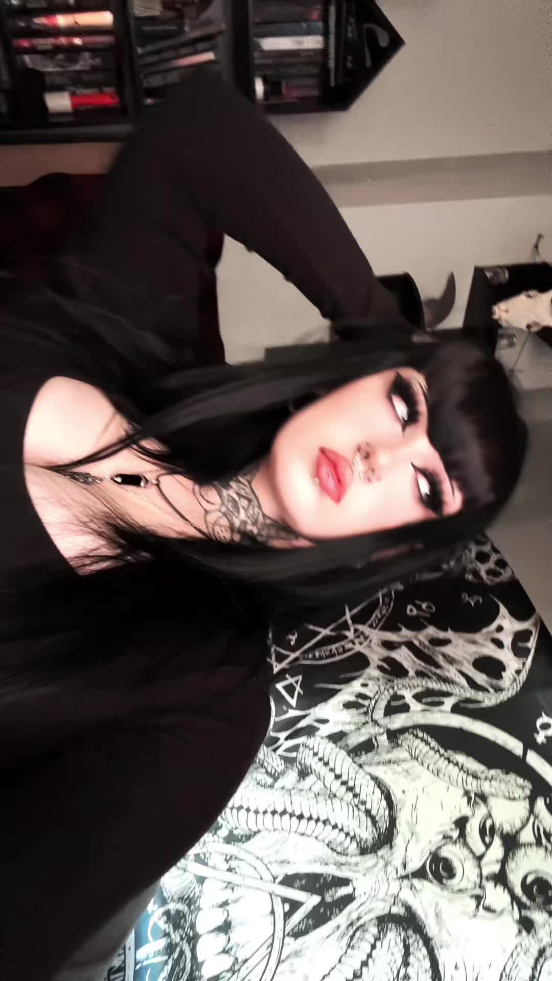 @𝖆𝖑𝖞𝖘𝖊𝖑𝖊𝖛𝖆𝖞.𝖊𝖝𝖊