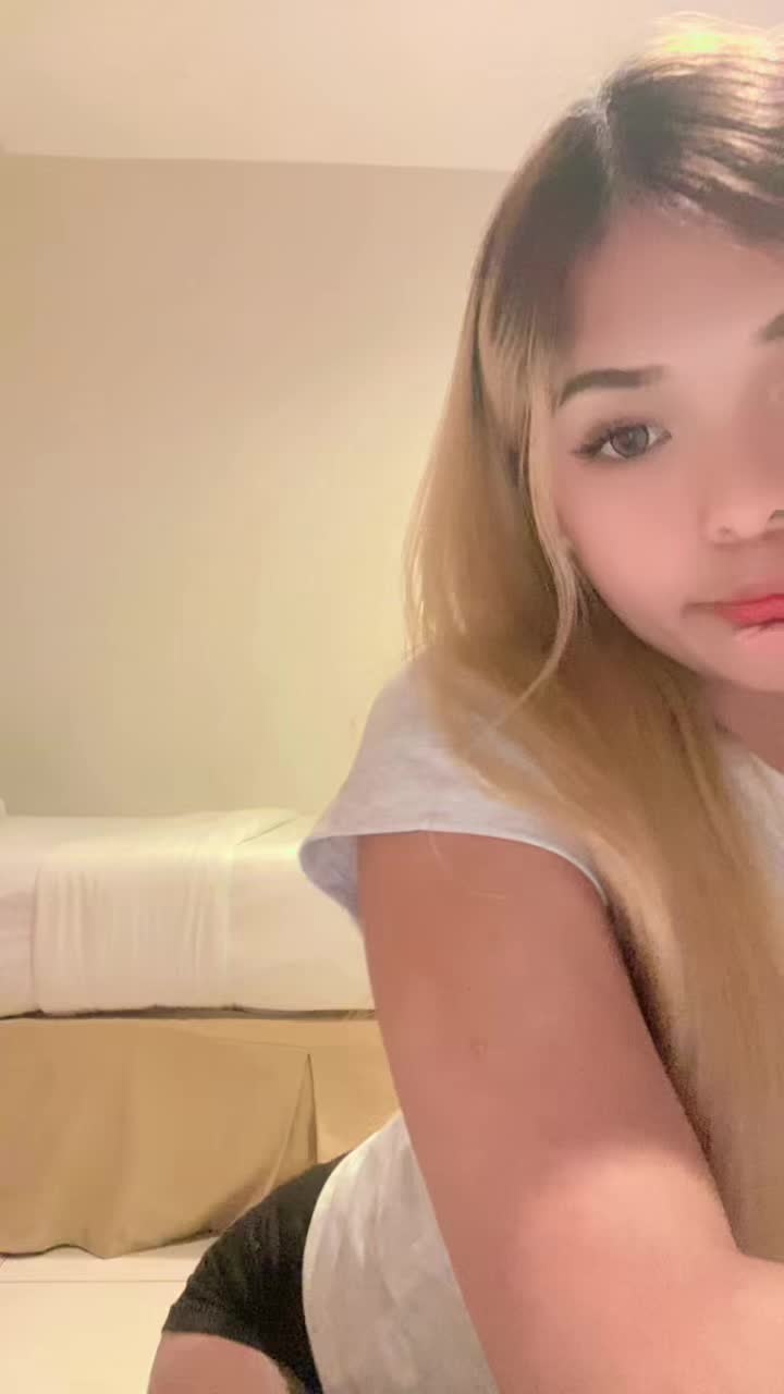 @Lexiee.