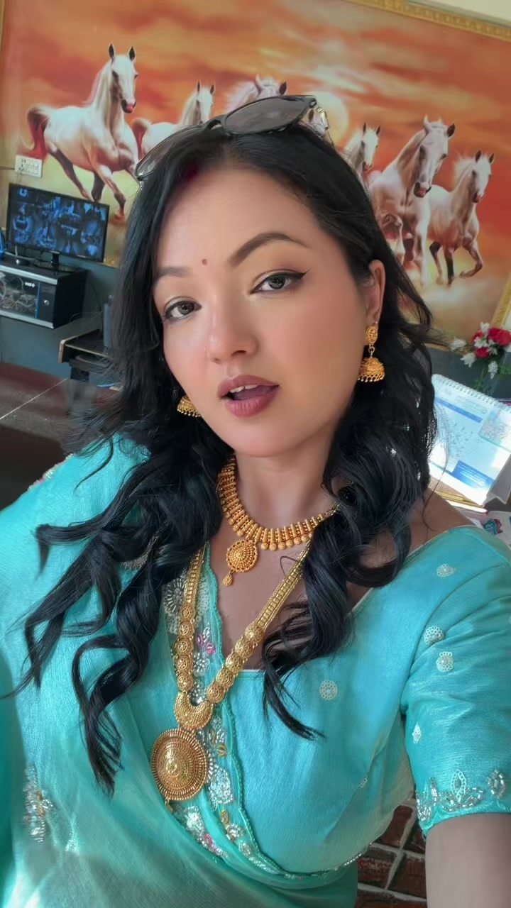 @💞Sadixya Malla💞