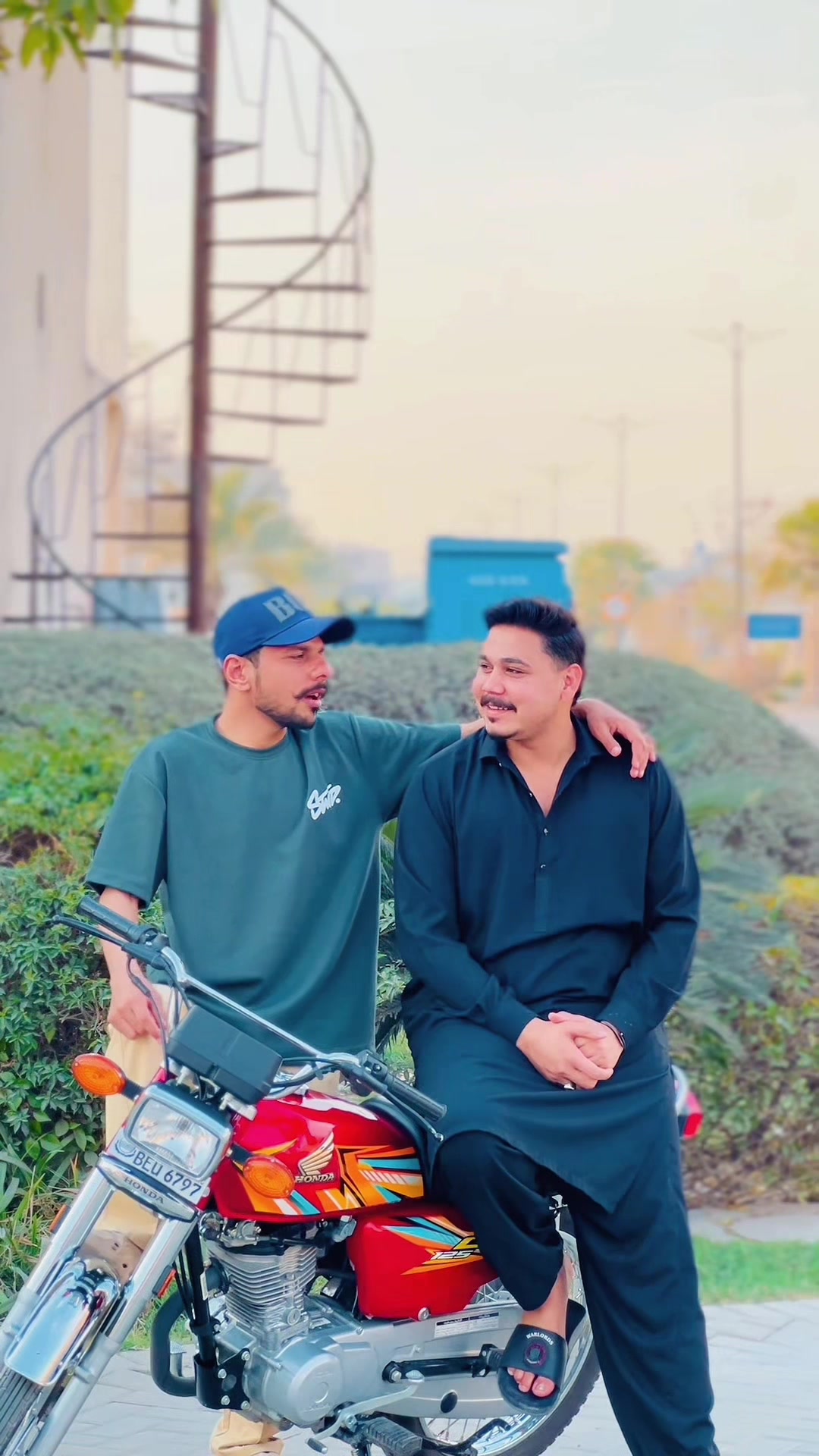 @بدنامِ زمانہ🥷🏻
