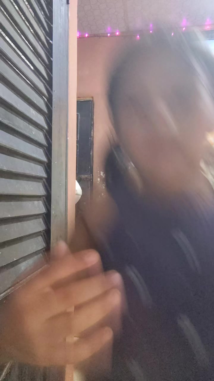 @𝐀𝐧𝐭𝐨𝐧𝐞𝐥𝐥𝐚