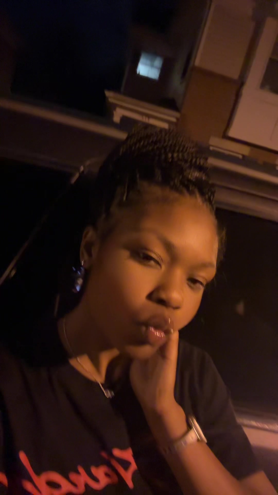 @￼