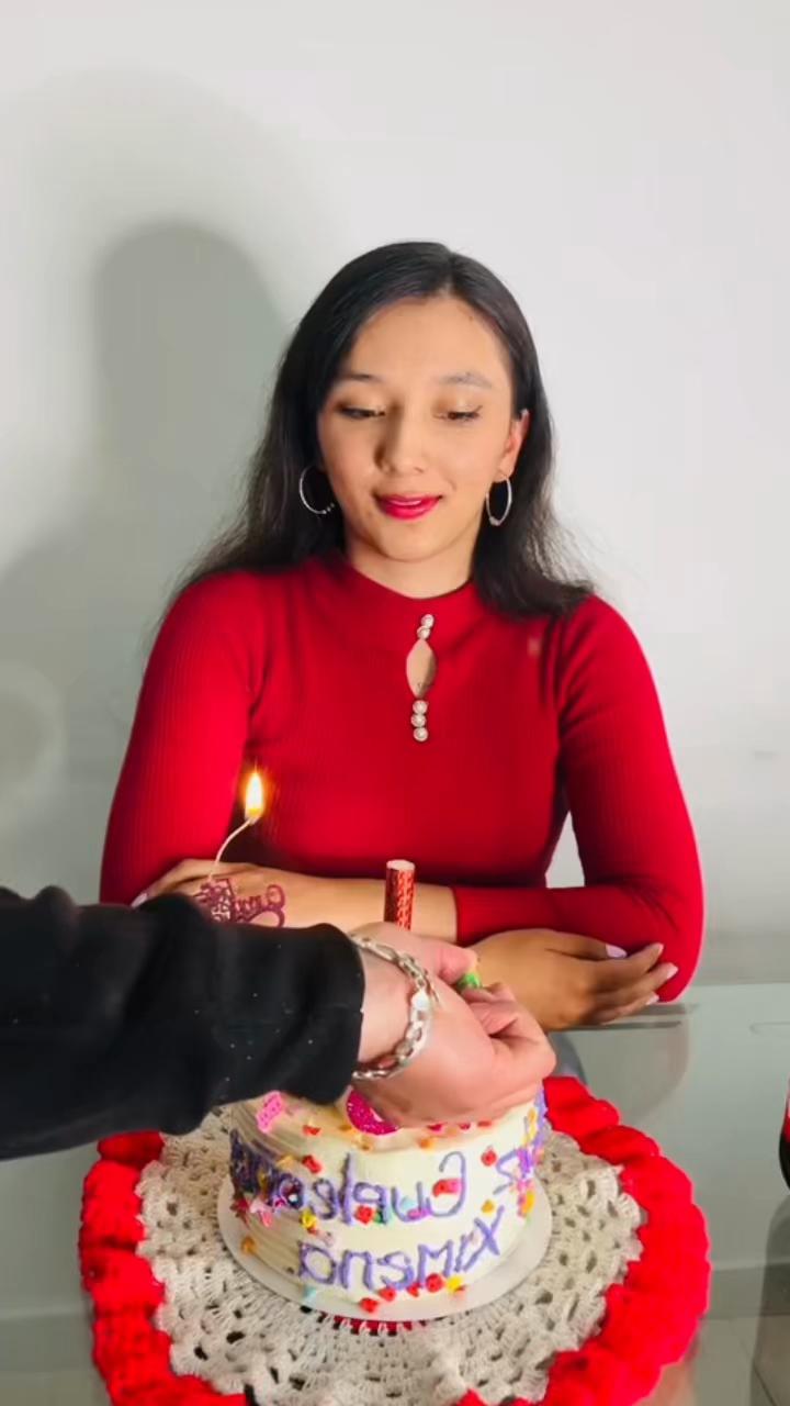 @Ximena C. 🤍