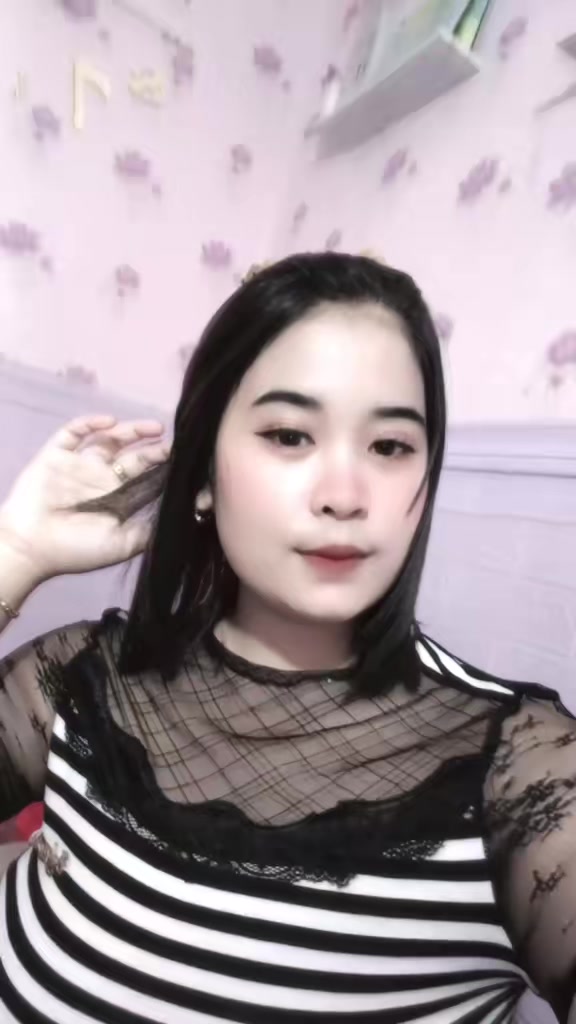 @LA,  Ella🕊️🕊️