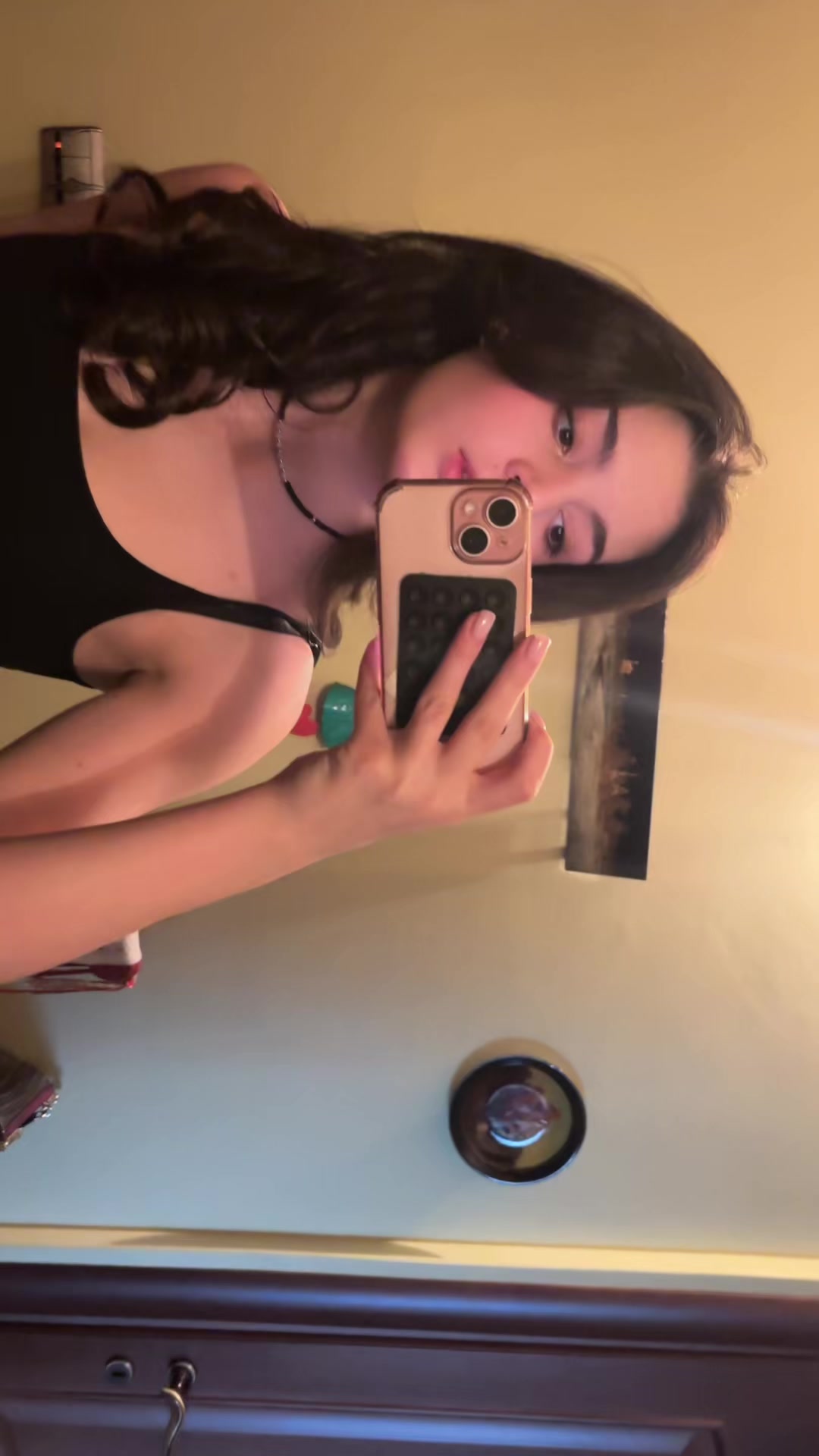 @vikueeess