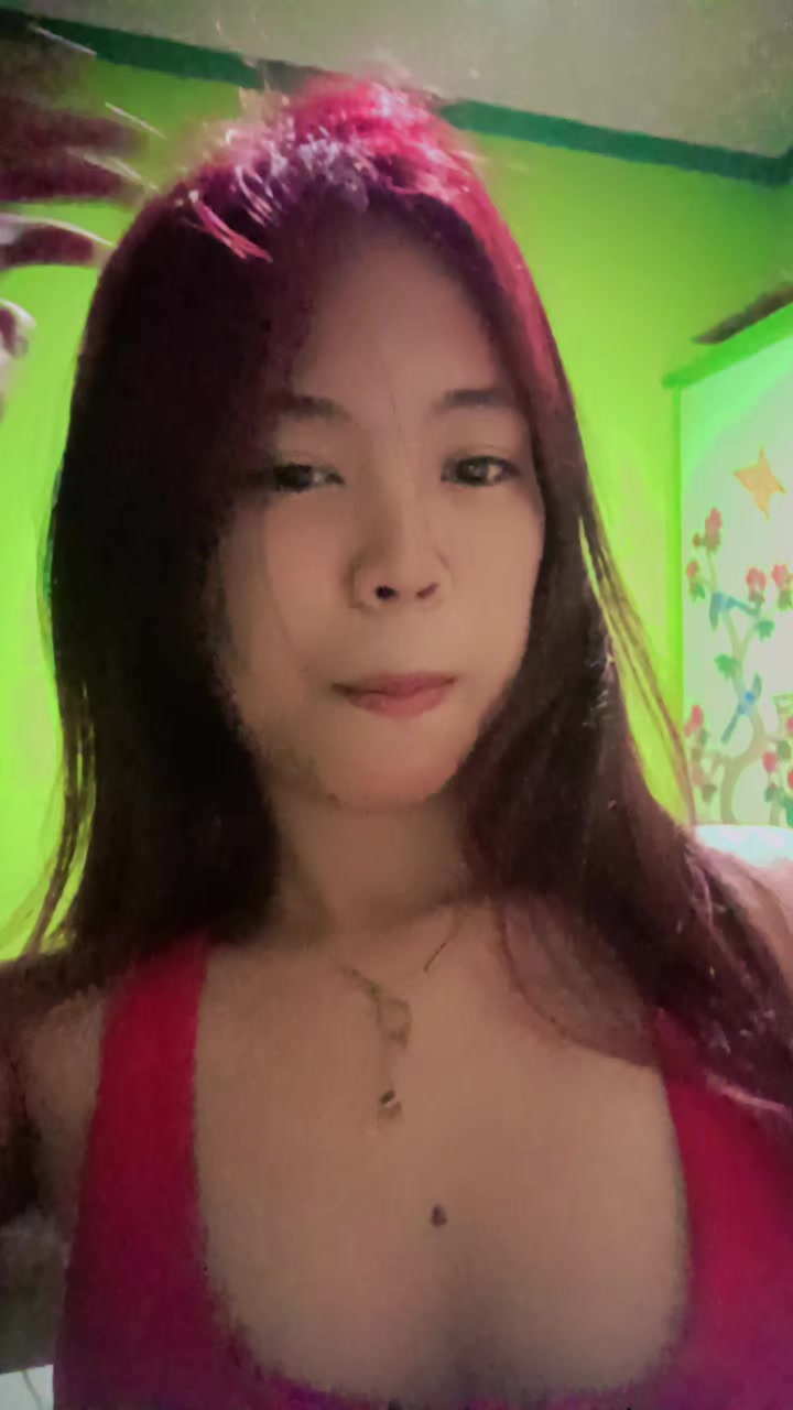 @ur.queen
