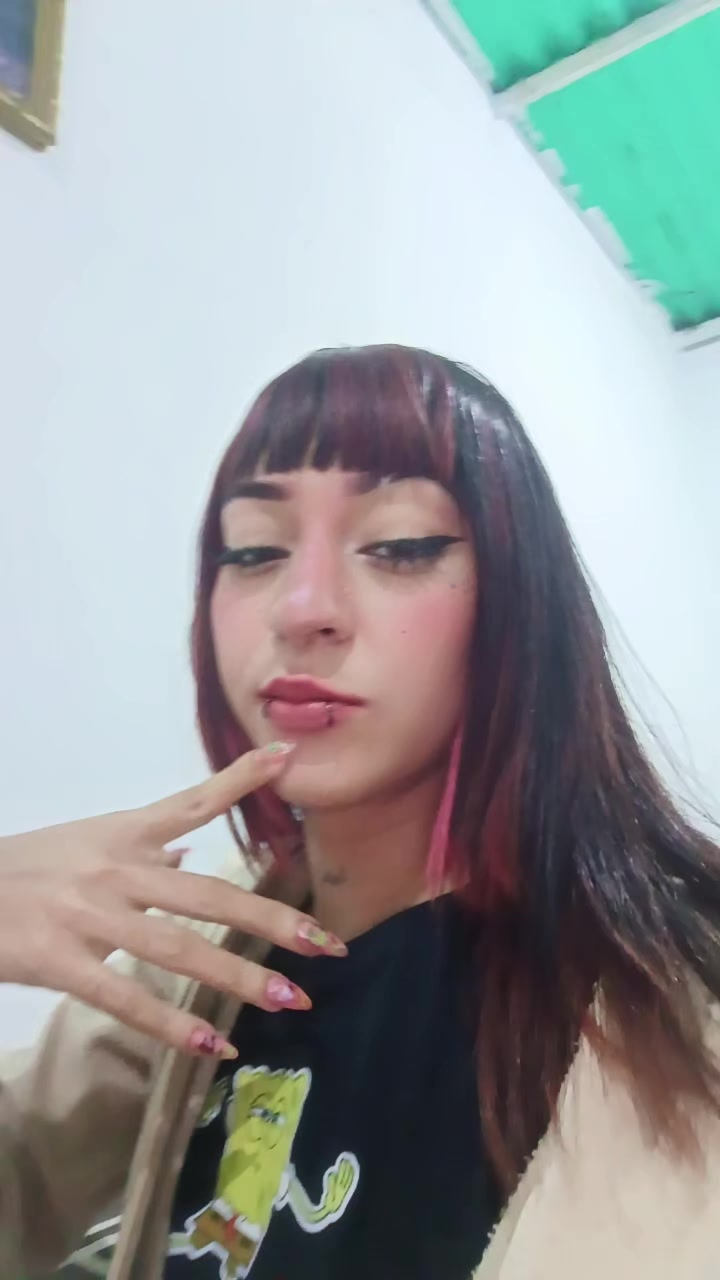 @Anniee💘