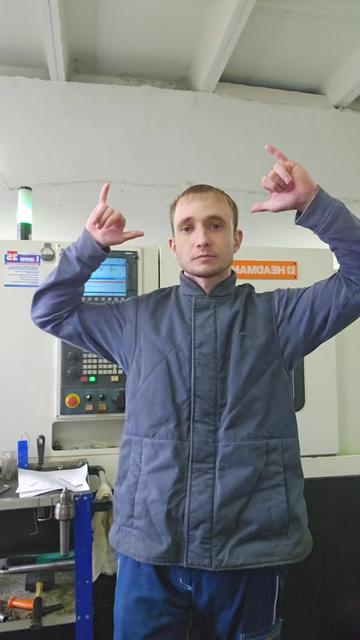 @CNC machine OPERATOR