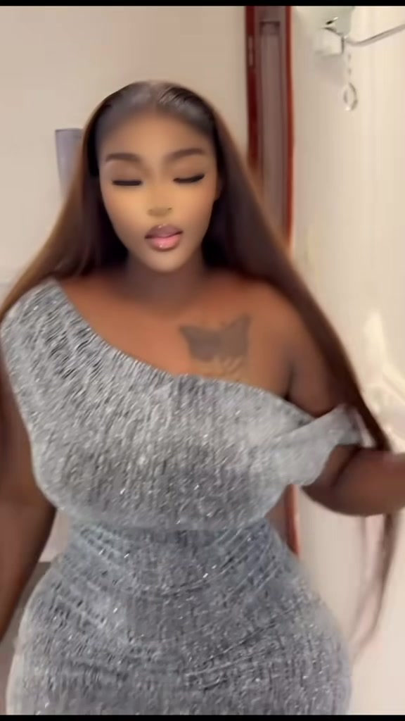 @Nikiminaj_africa