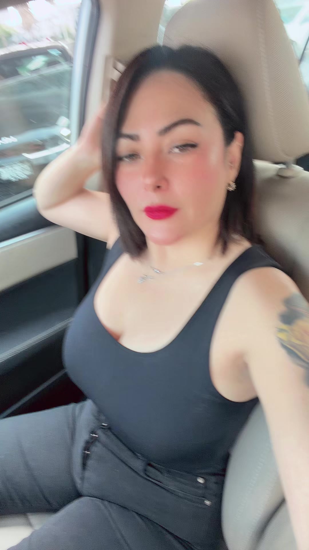 @Vane González
