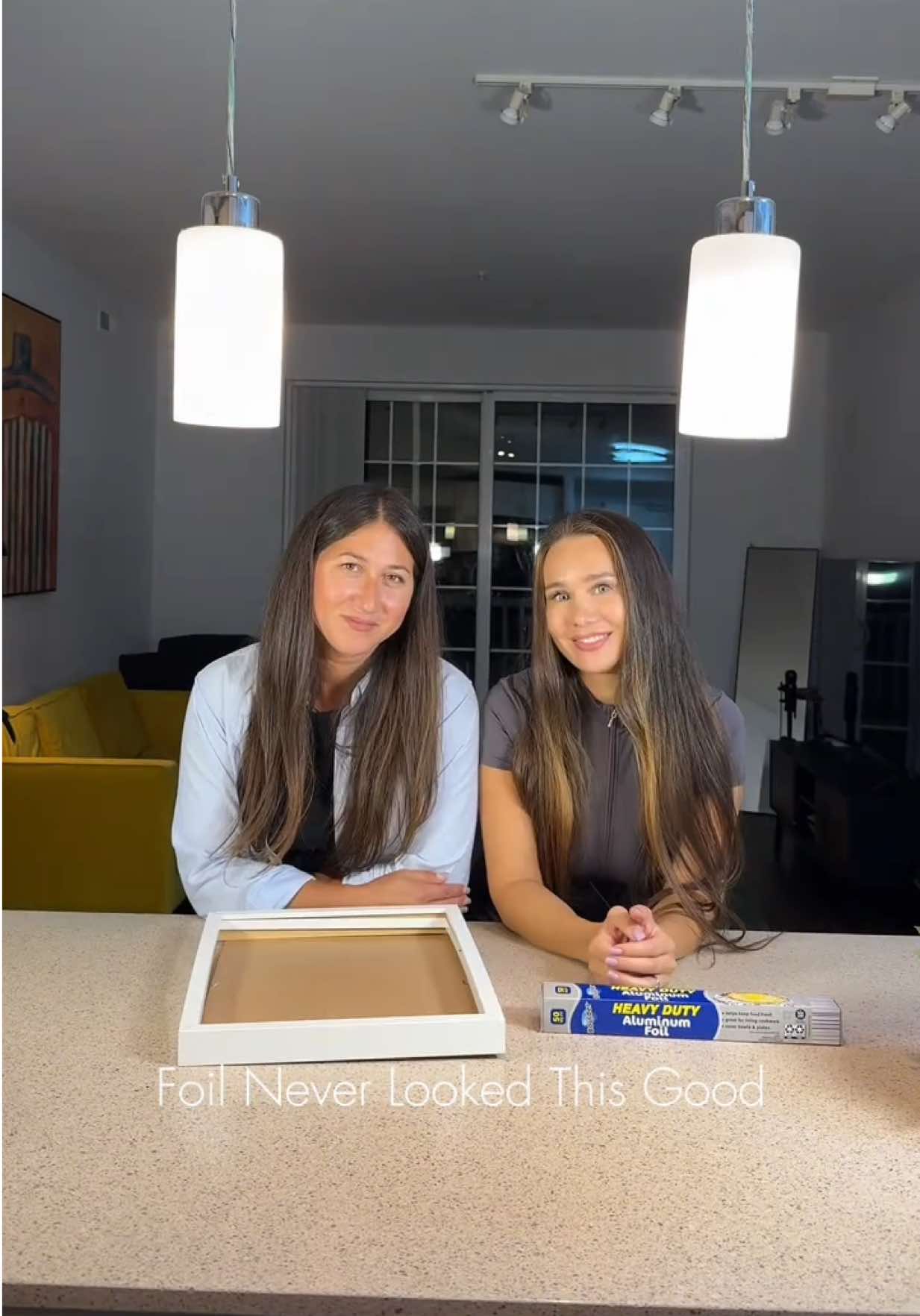 @2 Sisters Story