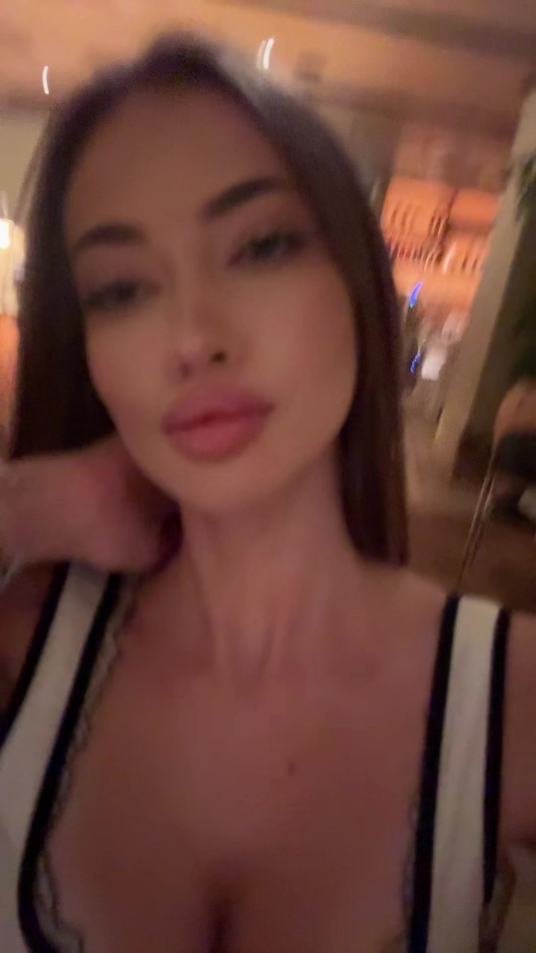 @Ellina