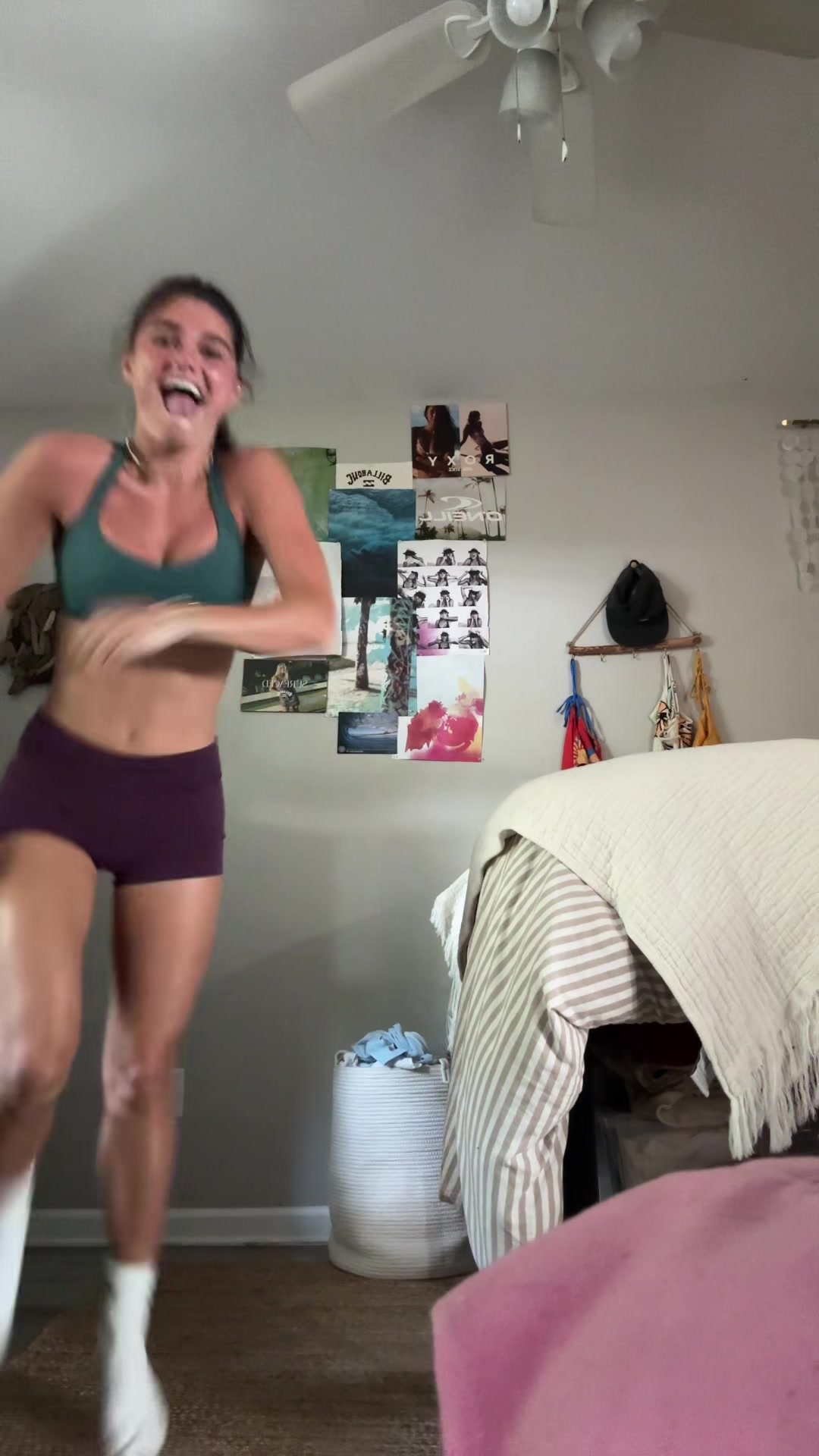 @cammiegrov