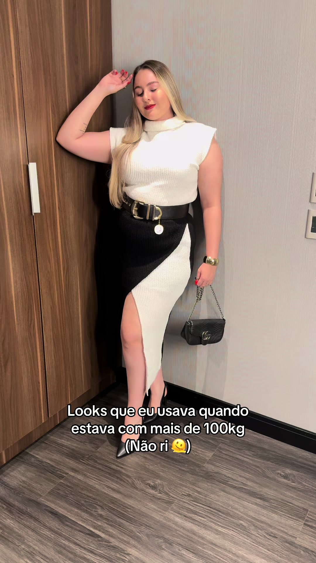 @Vitória Eva Mello