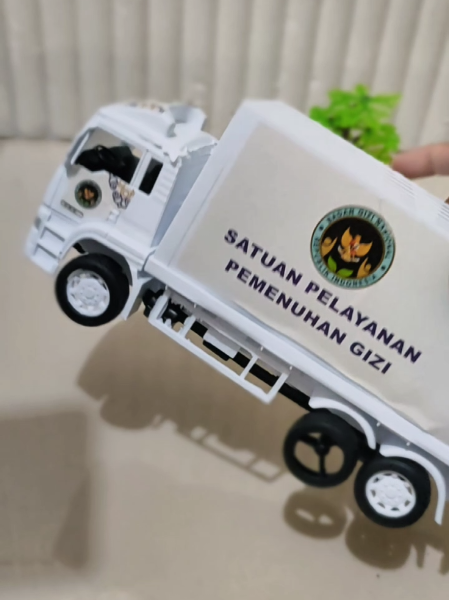 @AR27 TOYS