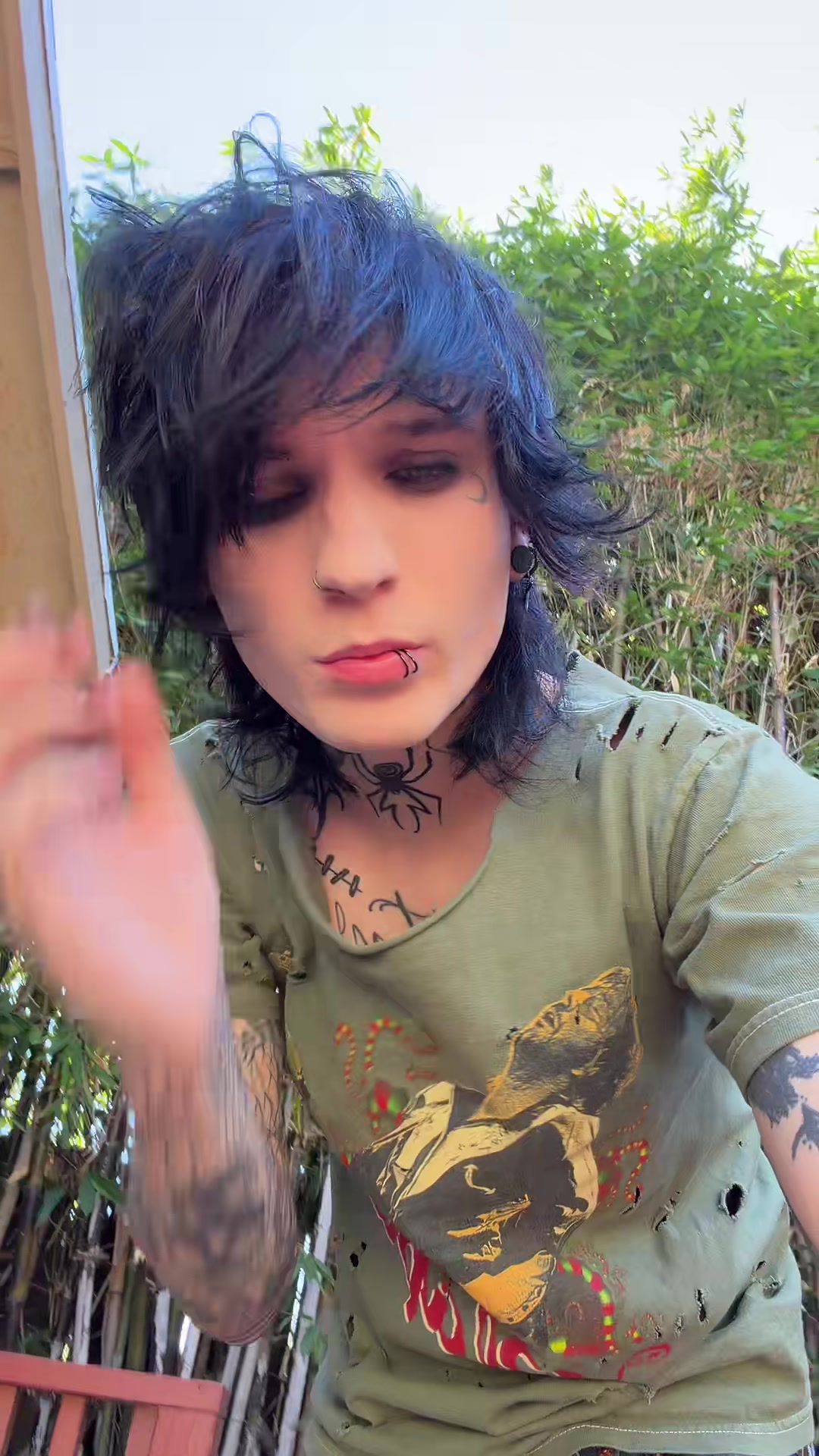 @Johnnie Guilbert