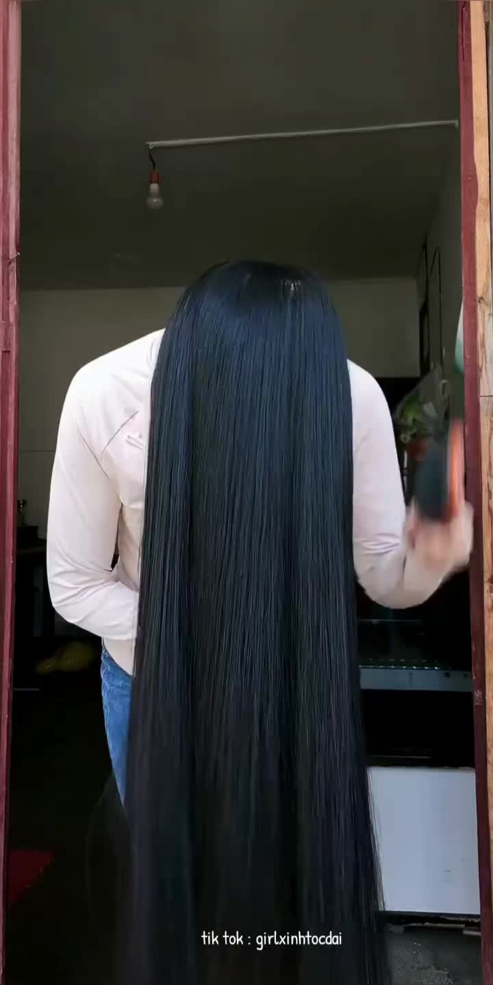 @Những C&ocirc; G&aacute;i T&oacute;c D&agrave;i