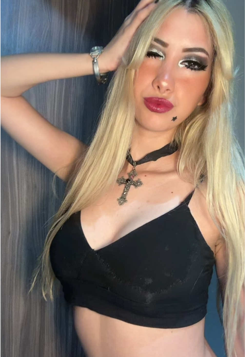 @Deborha Zugueidy