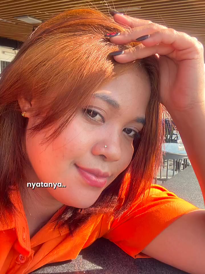 @łïłï🧿🌺
