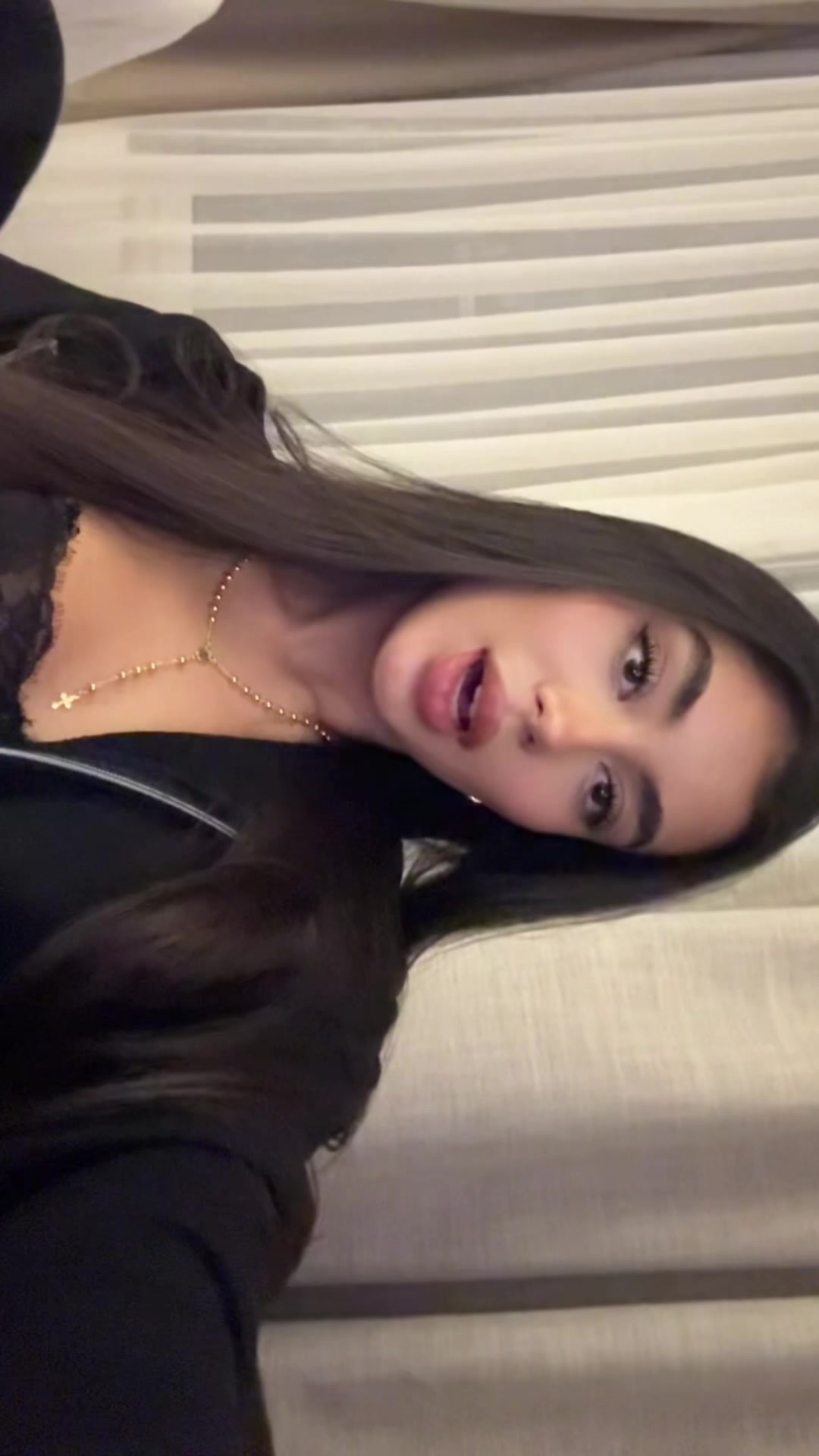 @Robyyn