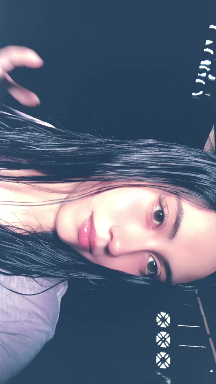 @🌴🌸Ãłøňđřä🌴🌸