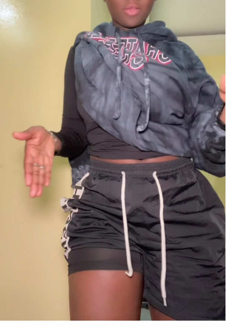 @𝓗𝓪ï𝓬𝓱𝓪🌸𝓡𝓸𝔂𝓪𝓵𝓮👑