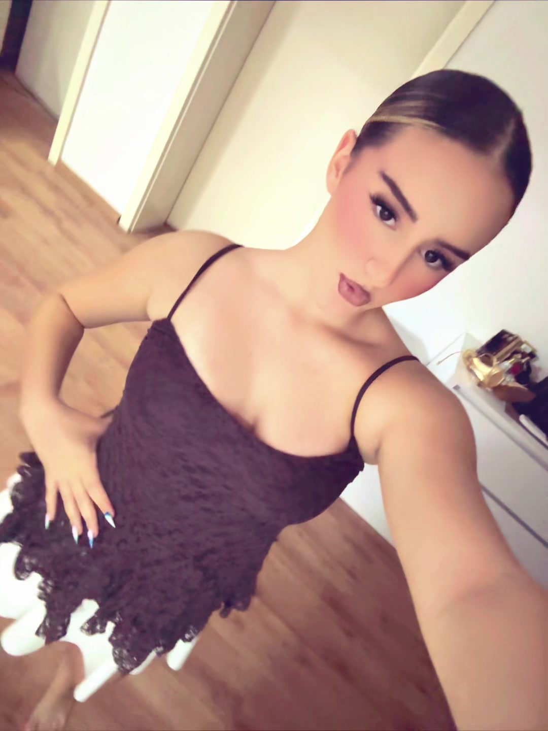@Tiara🍒