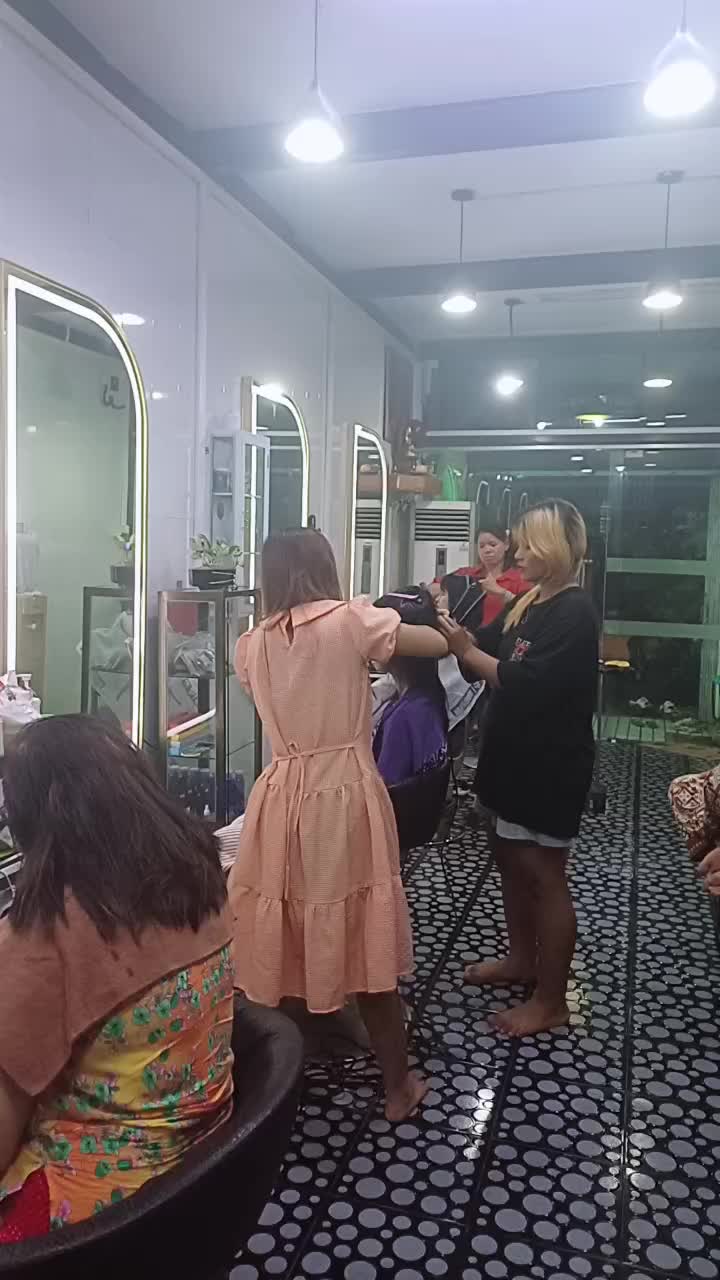 @phoo phoo(Swel Beauty Salon)