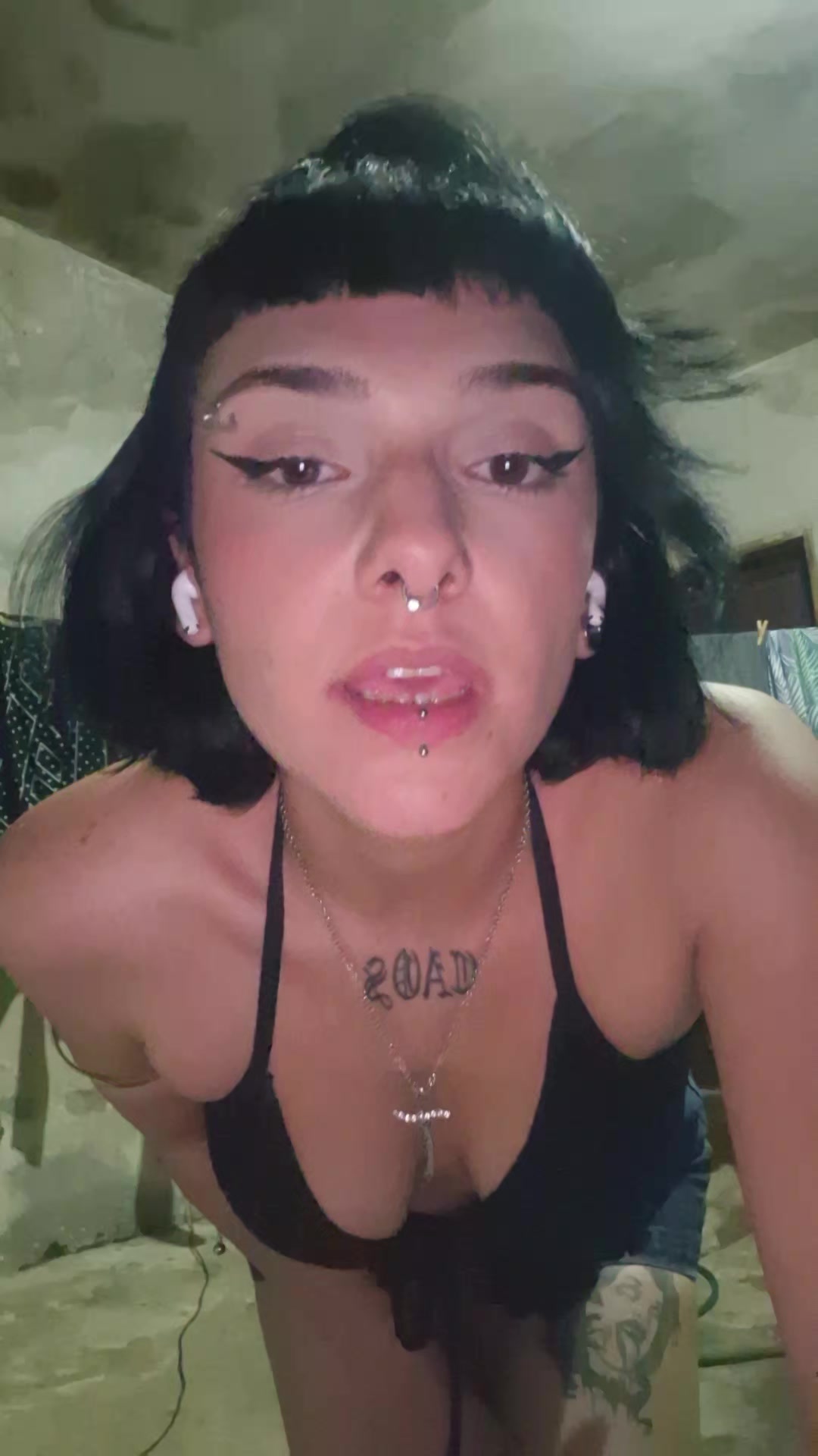 @vic