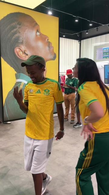 @SKYF 🇿🇦