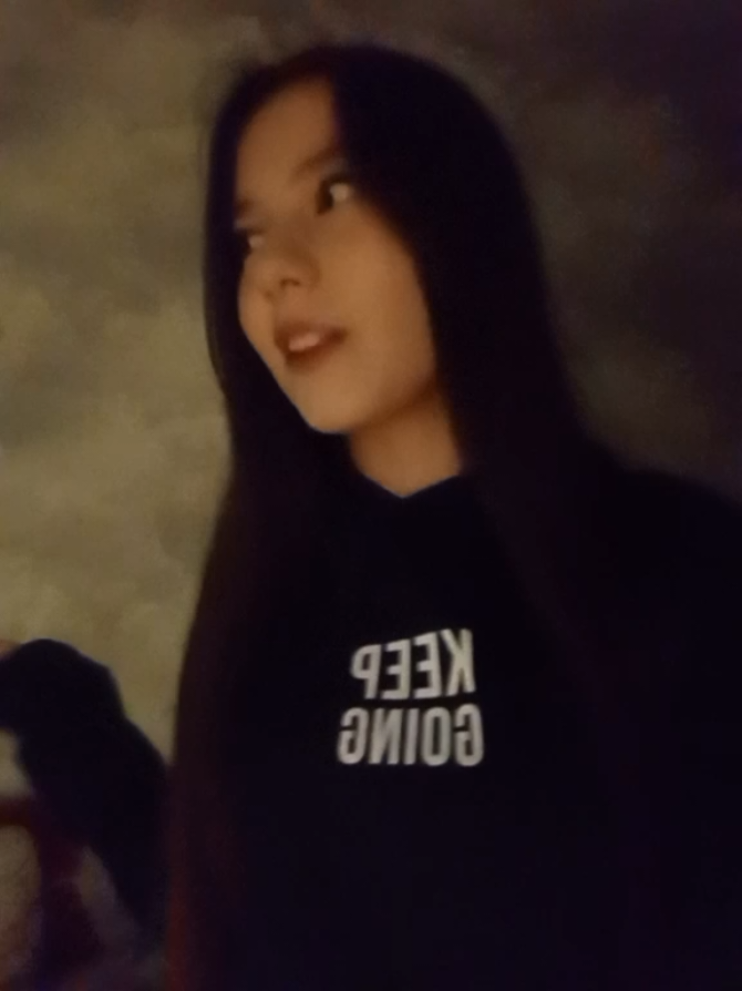 @юля
