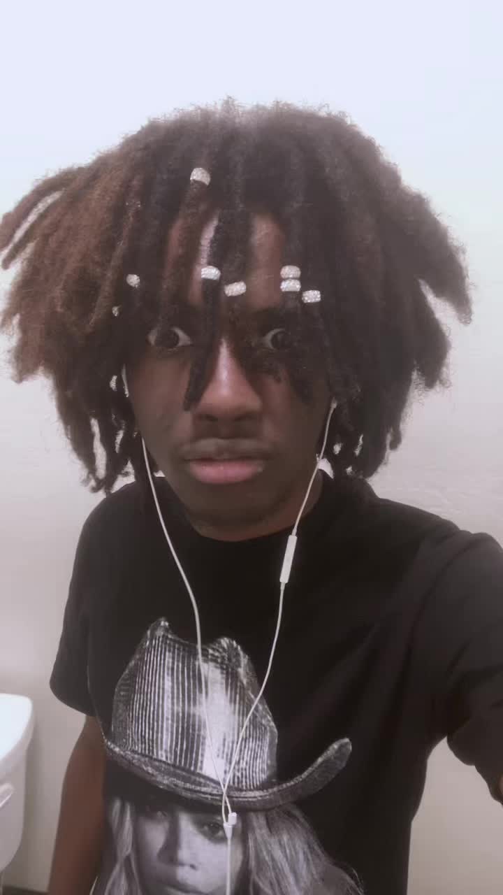 @shittylungz