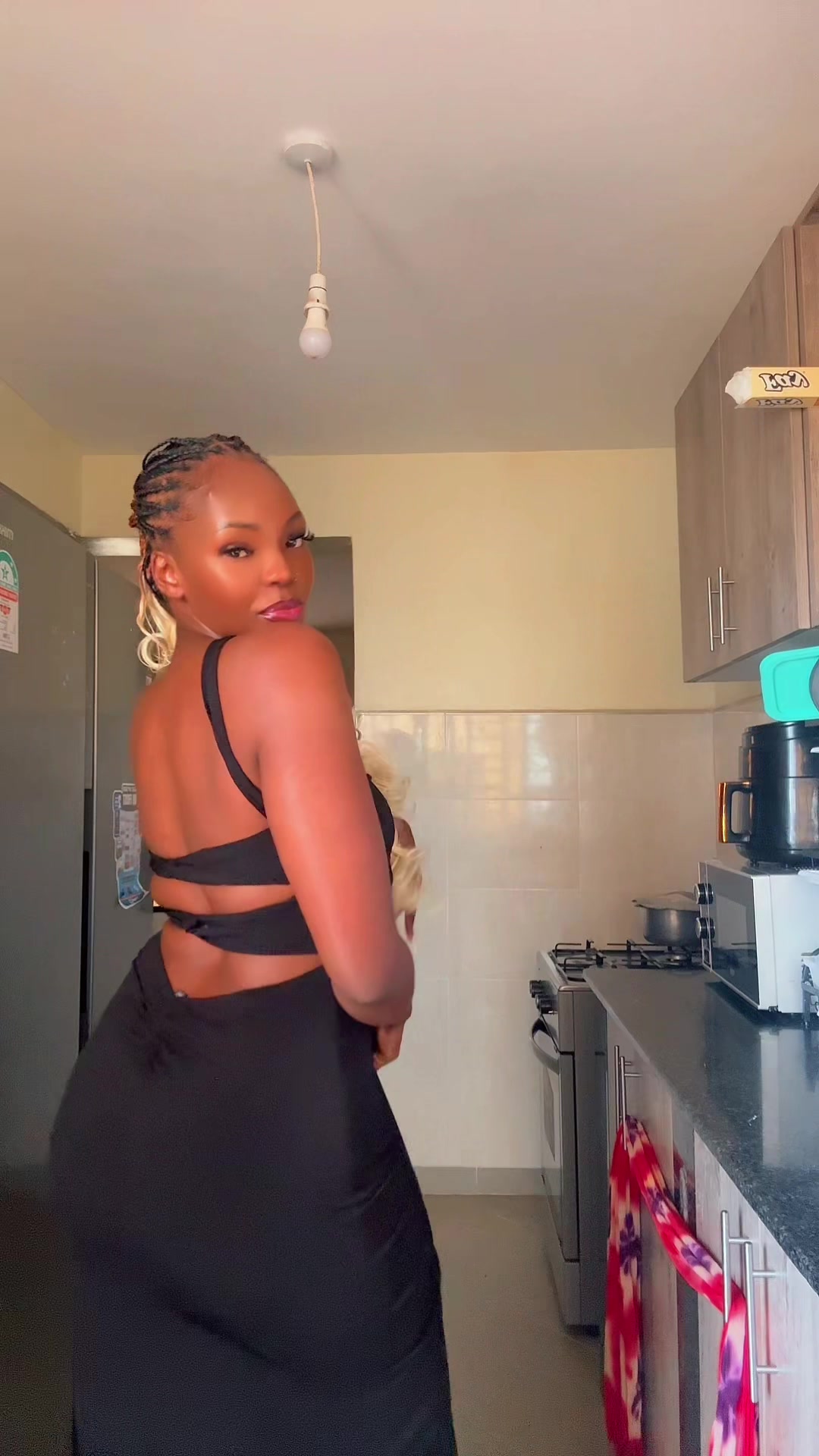 @Beatrice muthoni 254
