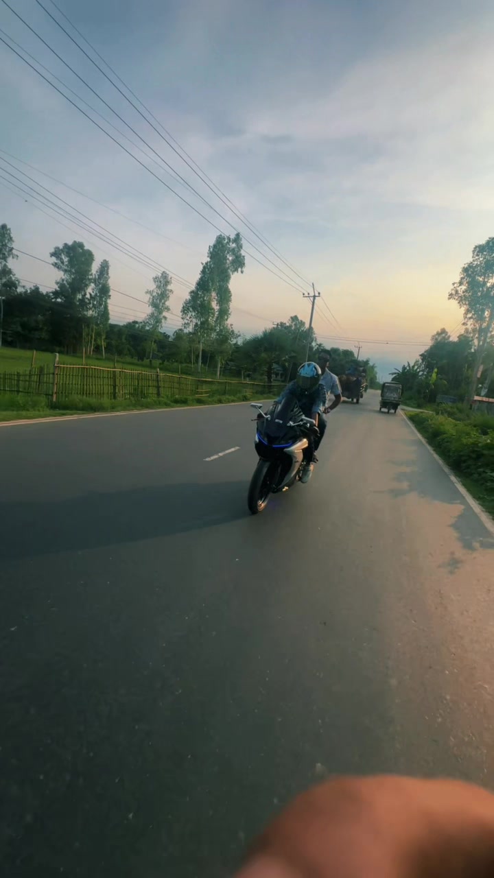 @ariyan_br0