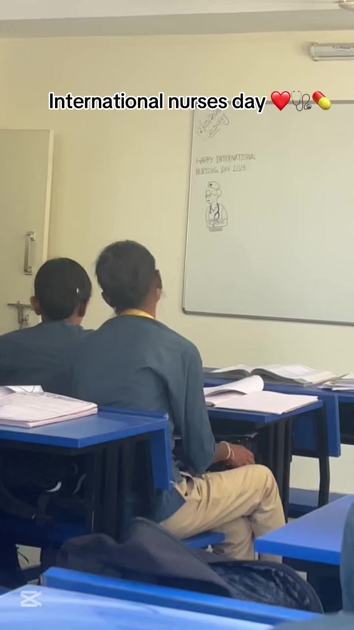 @August📚🩺🥼