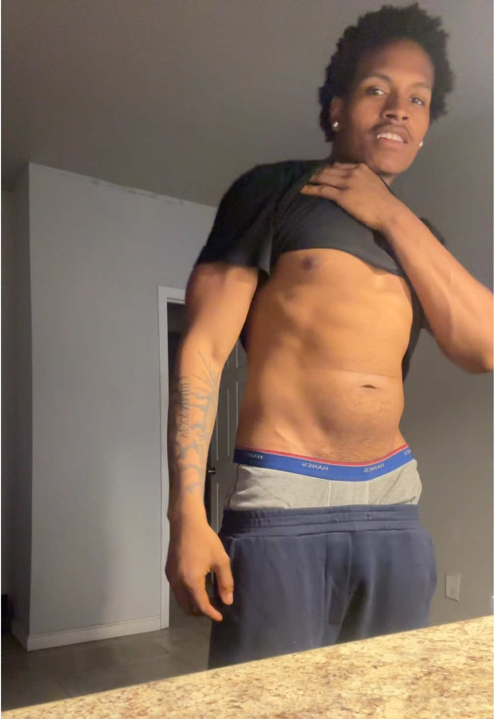 @LT