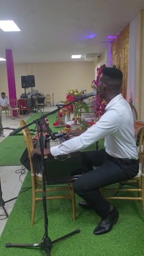 @Russell Links Music Official
