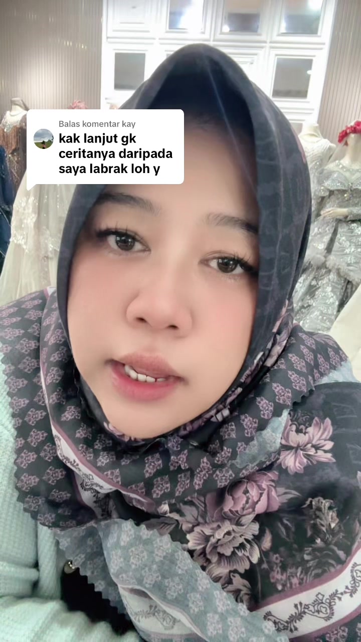 @QUEENBEEWEDDING