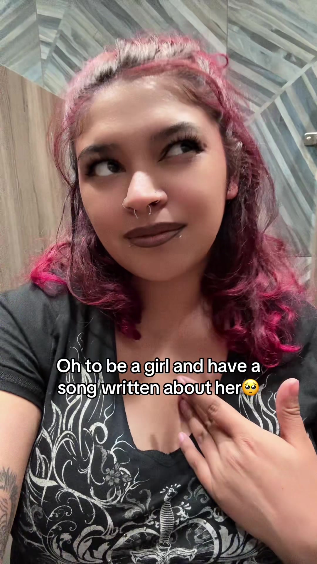 @Kat<3