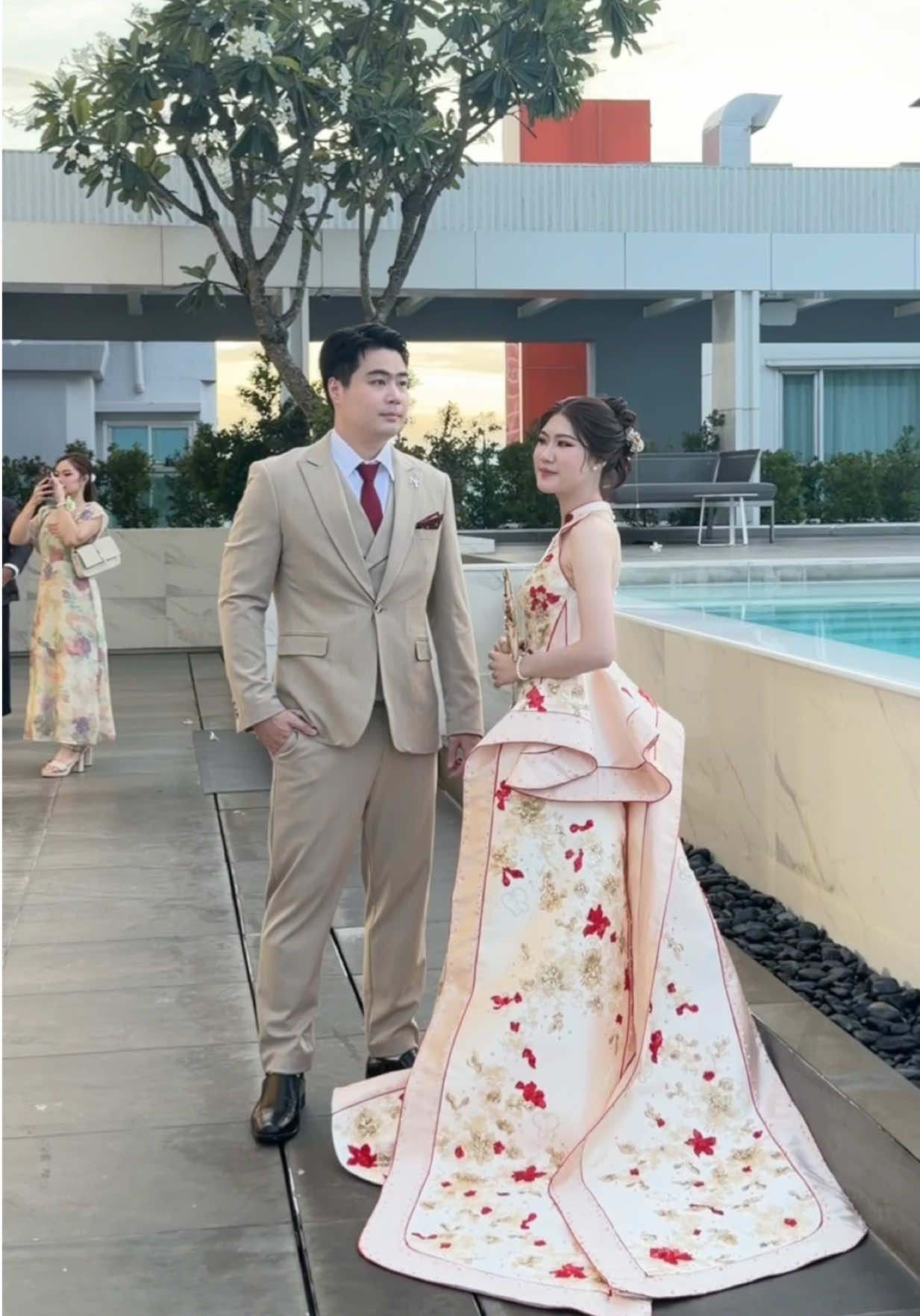 @THEBESTWEDDING