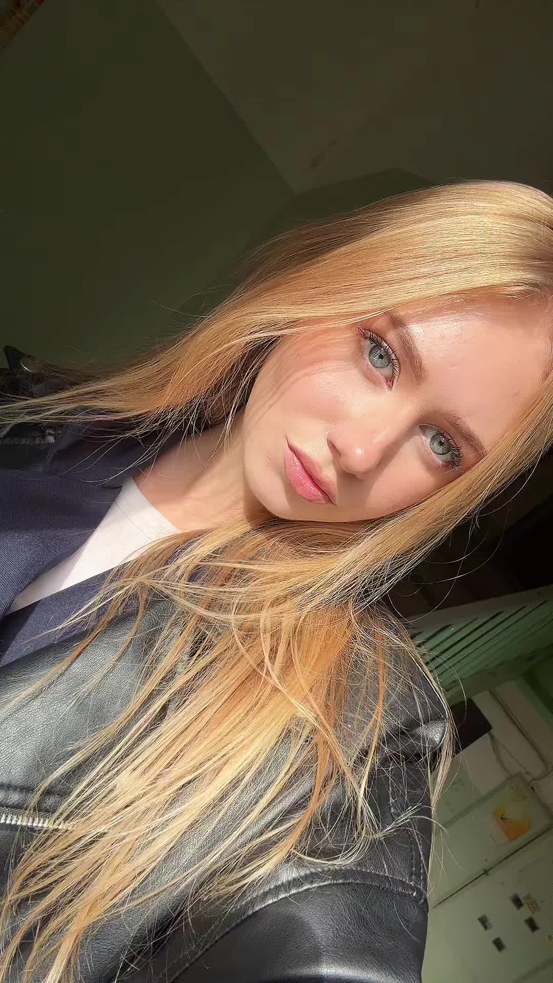 @никаа