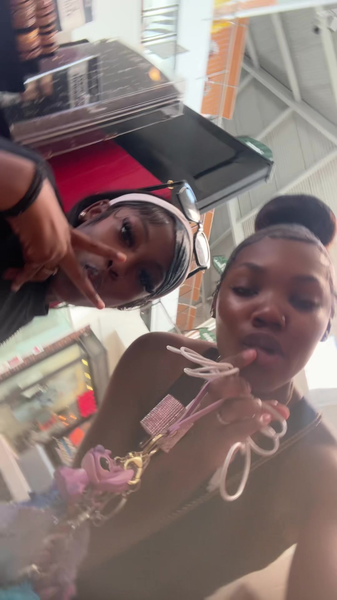 @LadyG💕